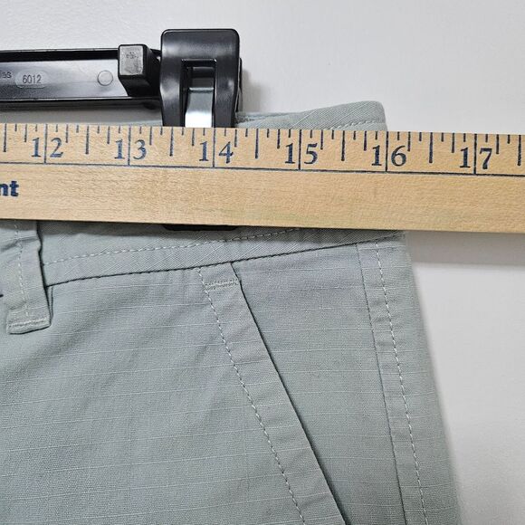 Eddie Bauer Cargo Pants Women’s Size 6 (32x23) Pale Green Cropped Drawstring Leg - Picture 9 of 12